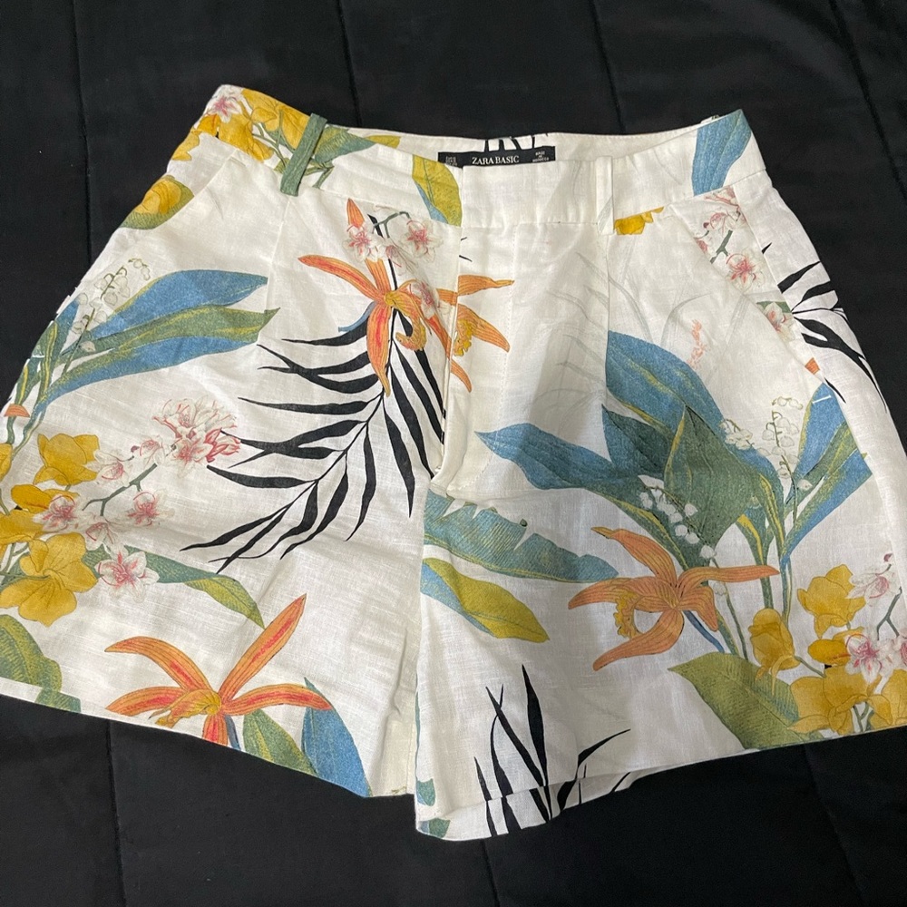 Zara Summer shorts. Size 6